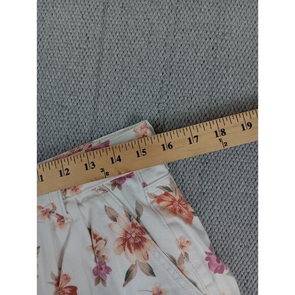 American Eagle Shorts Womens 10 White Floral Print Pleated Summer Cottagecore - Picture 9 of 14